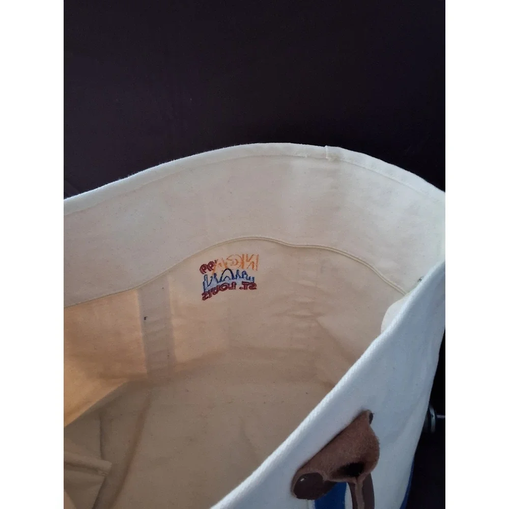 1999 NGA Canvas 